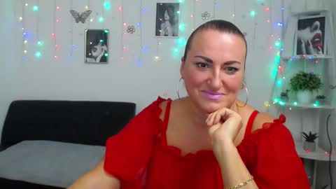 Diana online show from October 2025 05:57:02 AM
