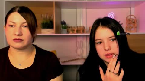 Snapshot of diara_ti chatting on December 2025 10:13:01 AM diara ti online show from December 2025 10:13:01 AM