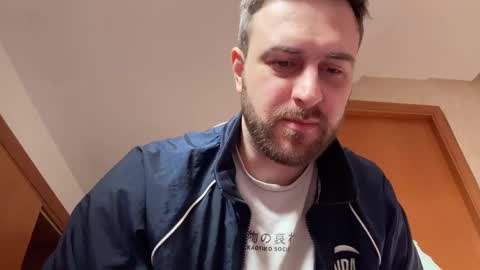 Im Julian  all cum shot videos here    online show from February 2025 03:10:01 PM