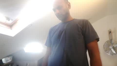diddlysquatter online show from September 2025 08:25:01 AM