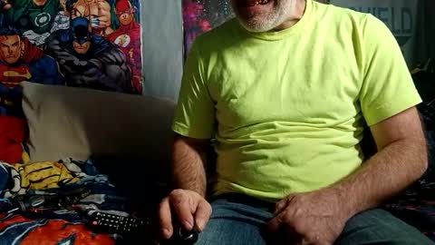 Snapshot of dirtmcgirt82 chatting on January 2025 03:47:02 PM dirtmcgirt82 online show from January 2025 03:47:02 PM