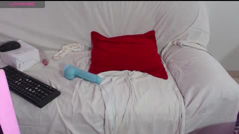 molly online show from September 2025 04:40:02 PM