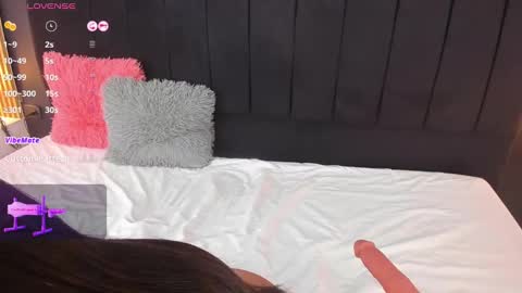 Soffie - Valentina - Yuya  Astro online show from February 2025 11:16:02 AM