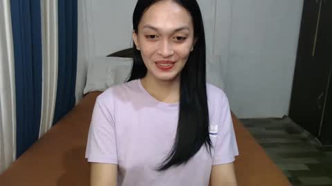 DIVINA online show from December 2024 01:28:01 PM