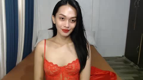 DIVINA online show from December 2024 04:11:01 AM