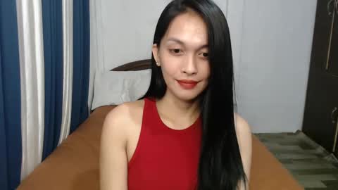 DIVINA online show from January 2025 03:06:01 PM