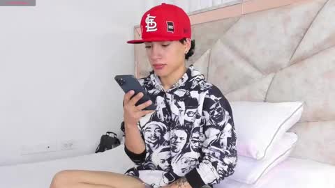 Thiago online show from September 2025 01:57:02 PM