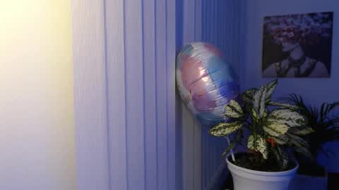 Snapshot of divineisis chatting on November 2025 10:05:01 AM Hera online show from November 2025 10:05:01 AM