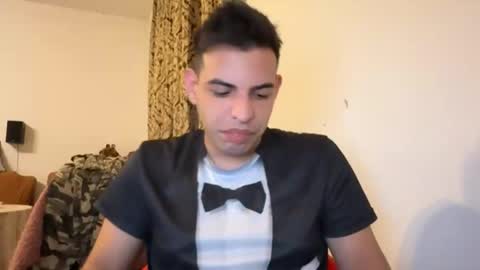 Snapshot of djonson_ chatting on October 2025 02:32:01 AM Djonson online show from October 2025 02:32:01 AM