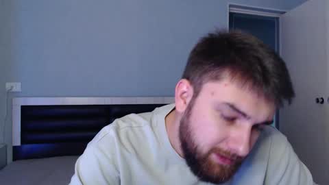 do_you_feel_pain online show from October 2025 04:07:02 PM