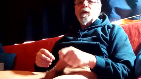 doghouseblue online show from December 2024 09:35:01 AM