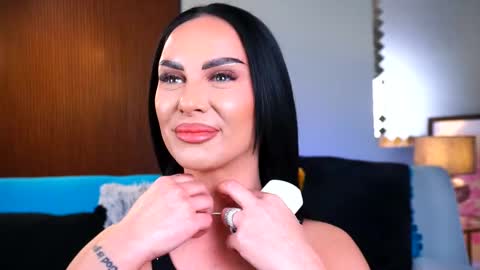 Monica online show from February 2025 08:06:01 AM