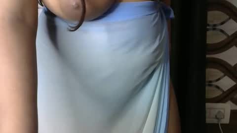 dolly_2 online show from December 2024 05:15:02 AM