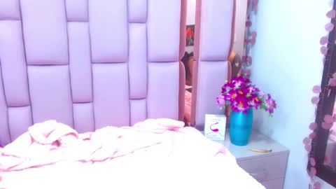 dollyjuicy1 online show from February 2025 07:12:01 AM