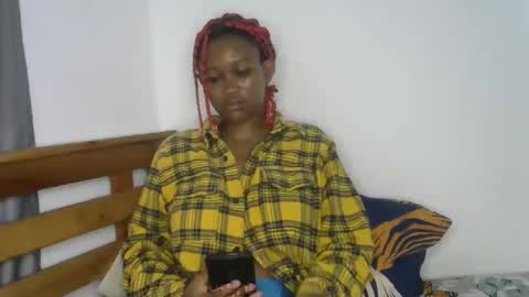 Cushey online show from October 2025 02:09:01 AM