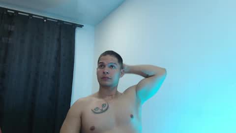 Domimick Crawford online show from February 2025 10:09:01 PM