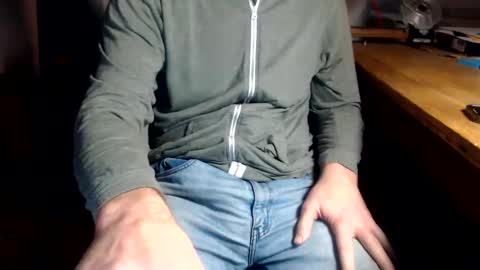 Snapshot of dontworryjustwatch chatting on March 2025 03:26:02 AM dontworryjustwatch online show from March 2025 03:26:02 AM