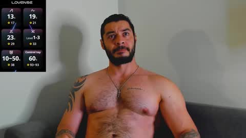 Snapshot of drake_cole11 chatting on December 2025 01:21:02 AM drake_cole11 online show from December 2025 01:21:02 AM