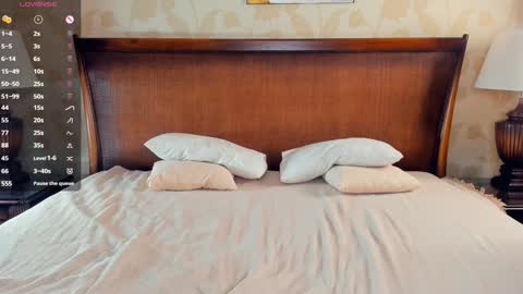 Hi Im Monika Welcome to my room online show from October 2025 07:44:02 PM