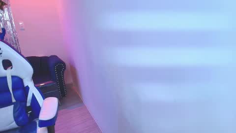 Snapshot of dulce_viioleta chatting on December 2025 11:04:02 AM dulce_viioleta online show from December 2025 11:04:02 AM