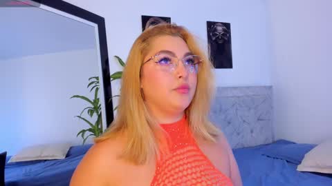 dulceedens_1 online show from January 2025 04:44:01 AM