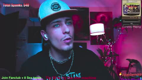 Dylan Daniel 7.8 online show from January 2025 12:29:01 AM