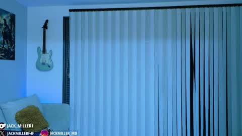 Snapshot of dylanrivera_ chatting on October 2025 11:17:01 PM Dylan Rivera online show from October 2025 11:17:01 PM