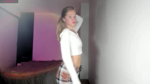 fansly - yourbestbaby online show from December 2024 02:22:02 AM