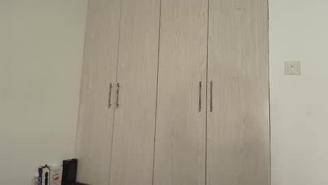 Angelina online show from November 2025 03:06:01 AM