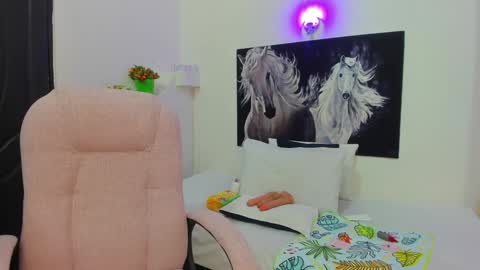 ebony_katterin online show from December 2024 07:27:02 PM