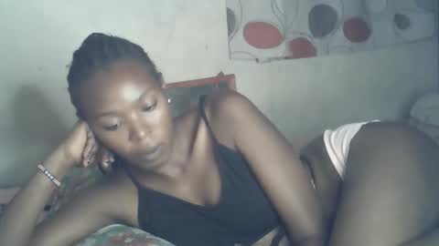 Snapshot of ebony_phoenix12 chatting on December 2025 08:01:02 AM ebony_phoenix12 online show from December 2025 08:01:02 AM