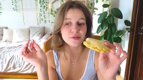 Snapshot of eli_sun chatting on October 2025 09:17:01 AM ELI Guys Im immersed in my studies its time for exams. I hope to be here on Friday online show from October 2025 09:17:01 AM