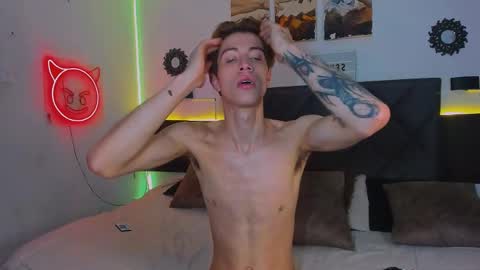 eliann_adam online show from January 2025 11:03:01 AM