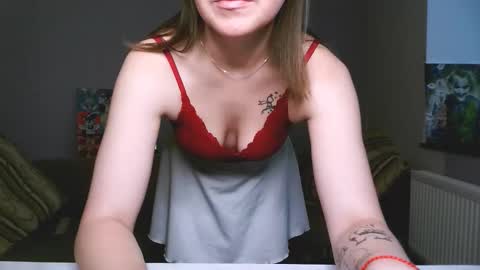 Snapshot of eliza_sin chatting on December 2025 08:20:02 AM Elizabeth online show from December 2025 08:20:02 AM