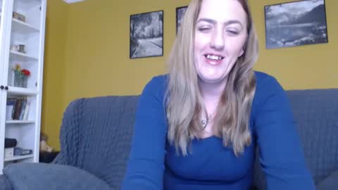Ella  Max online show from March 2025 07:08:02 AM