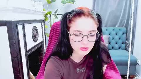 ellie_magic online show from March 2025 08:42:02 PM