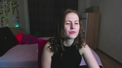 Elsa  online show from February 2025 11:31:02 AM