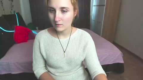 Elsa  online show from February 2025 09:13:02 AM