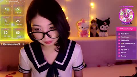 Emili online show from January 2025 11:43:02 AM