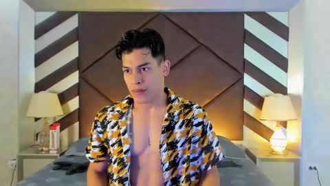 EmilianoBrl online show from February 2025 12:02:02 PM