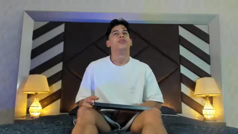 EmilianoBrl online show from March 2025 12:45:01 PM