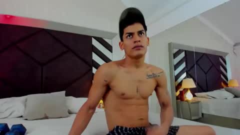 EmilianoBrl online show from September 2025 06:08:02 PM
