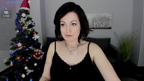 Emily online show from December 2024 09:20:02 AM