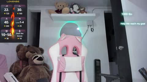 emily_palmeer online show from December 2024 09:54:02 AM