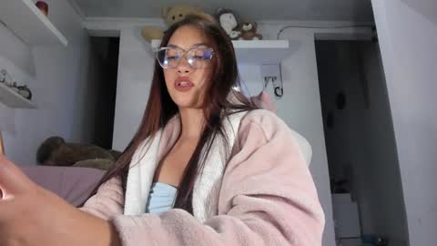 emily_palmeer online show from December 2024 09:09:01 AM