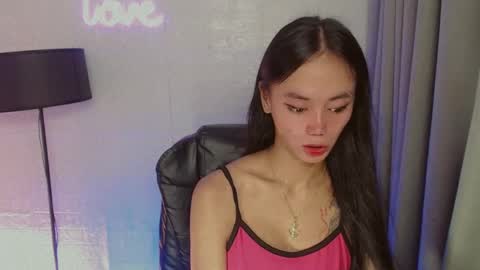 emily_sexyslut online show from December 2024 05:40:01 PM