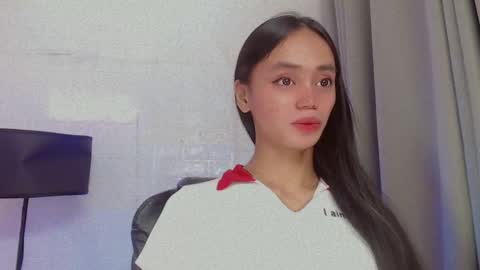 emily_sexyslut online show from December 2024 07:02:02 PM