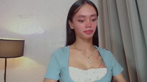 emily_sexyslut online show from February 2025 04:54:01 PM