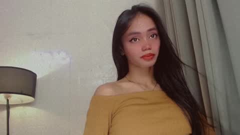 emily_sexyslut online show from February 2025 04:58:01 PM