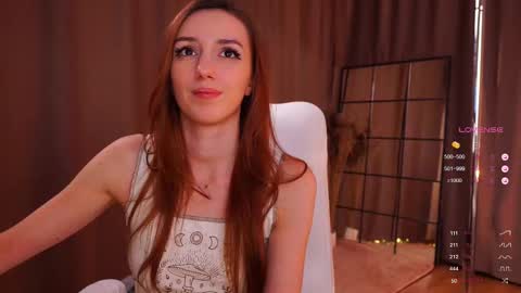 Lia online show from February 2025 06:58:01 PM